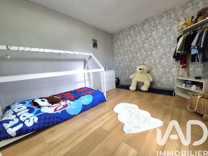 Maison - 183 m² - 7 pièces