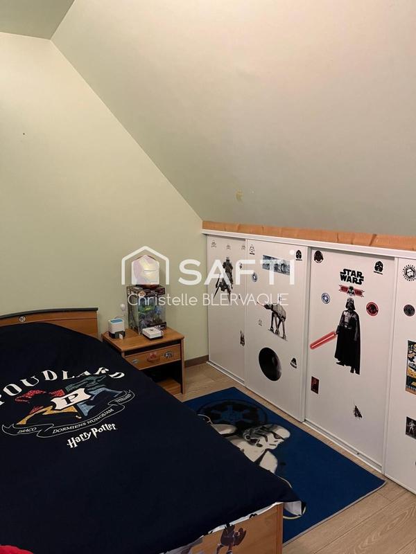 Maison - 157 m² - 7 pièces