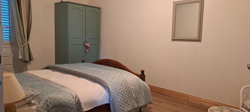 Maison - 379 m² - 4 pièces