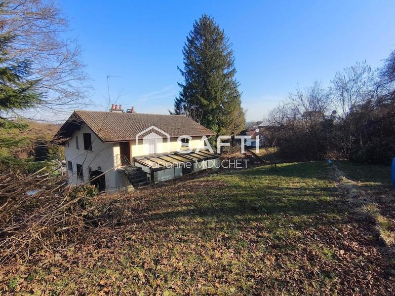 Maison - 181 m² - 6 pièces