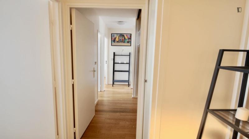 Chambre - 11 m² - 4 pièces