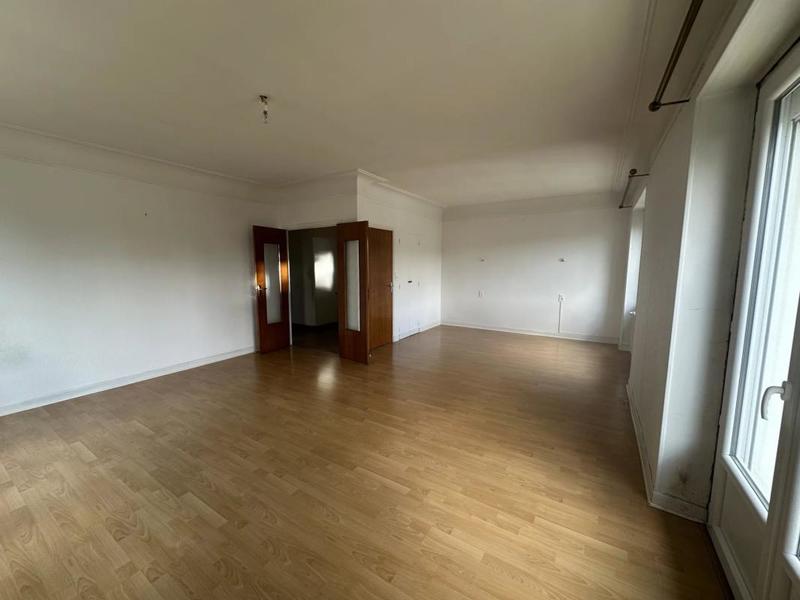 Maison de ville - 181 m² - 9 pièces