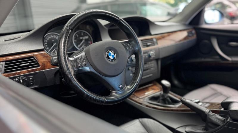 Bmw Série 3 Coupe 330d 231 Luxe + Toit Ouvrant