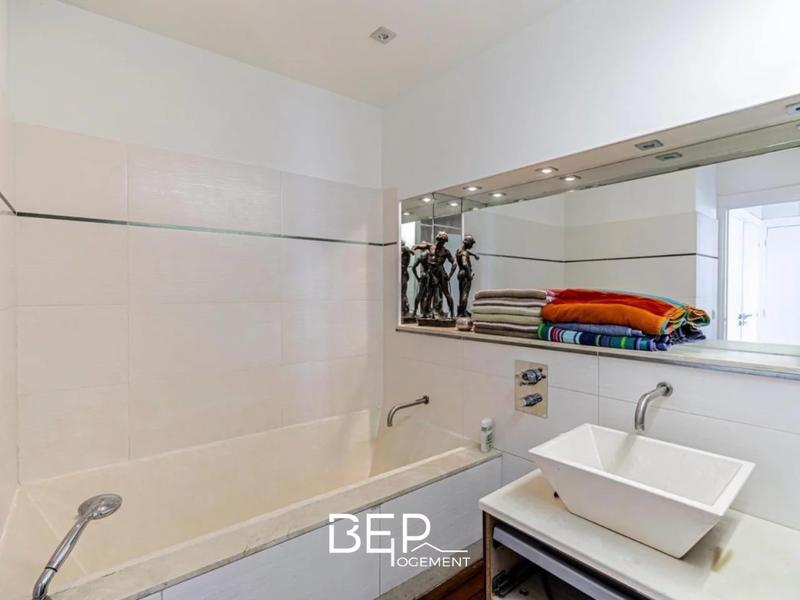 Appartement - 57 m² - 1 pièce