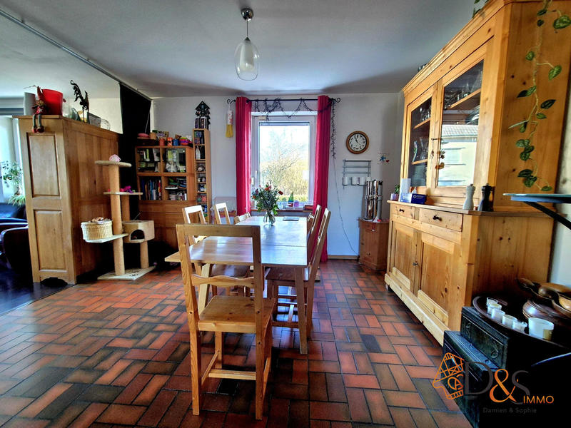 Maison - 105 m² - 6 pièces