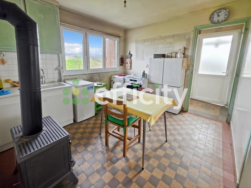 Maison - 64 m² - 4 pièces