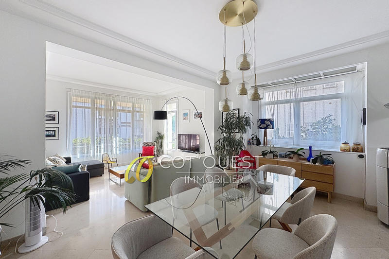 Appartement - 110 m² - 4 pièces