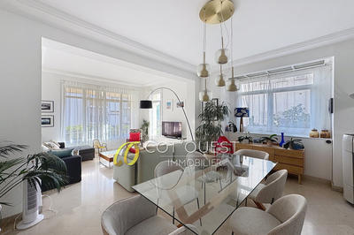 Appartement - 110 m² - 4 pièces