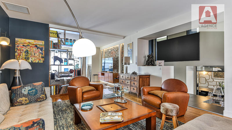 Maison - 250 m² - 10 pièces