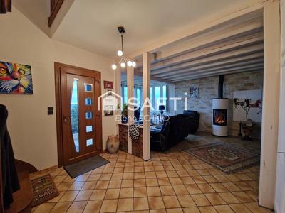 Maison - 134 m² - 7 pièces