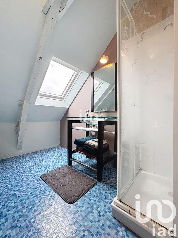 Maison - 186 m² - 8 pièces