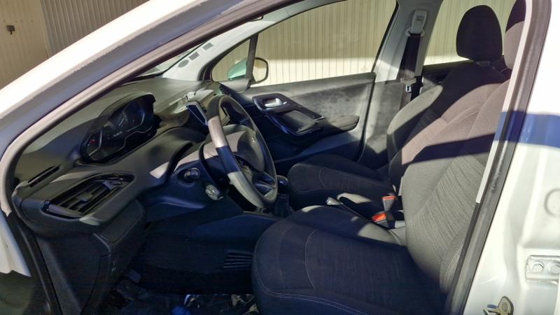 Peugeot 208 affaire 1.6 Bluehdi 75 Bvm5 Premium Pack