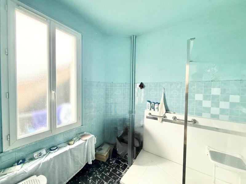 Maison - 180 m² - 8 pièces