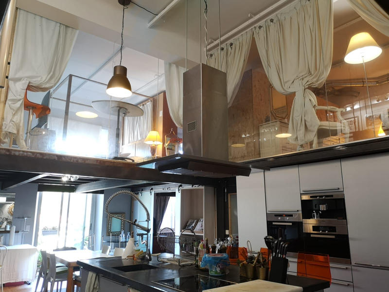 Duplex - 230 m² - 7 pièces