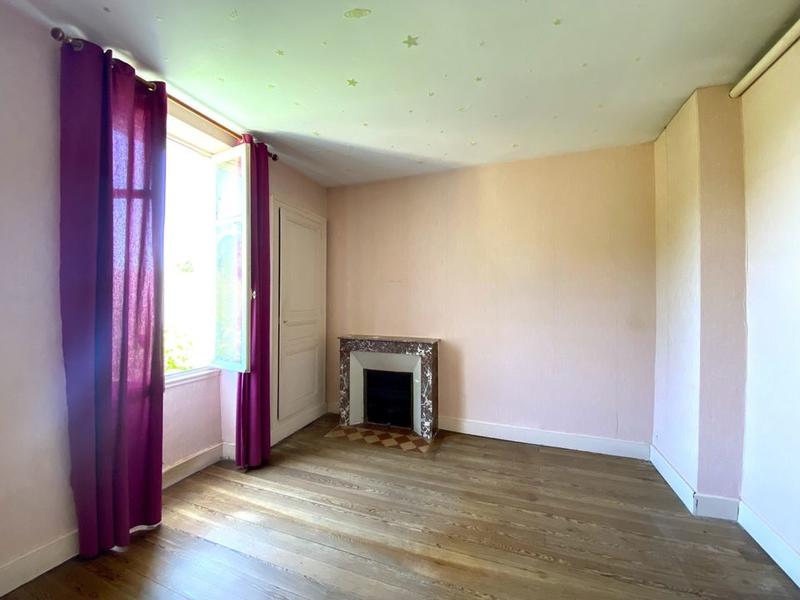 Château - 236 m² - 9 pièces