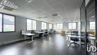 Local commercial - 117 m²