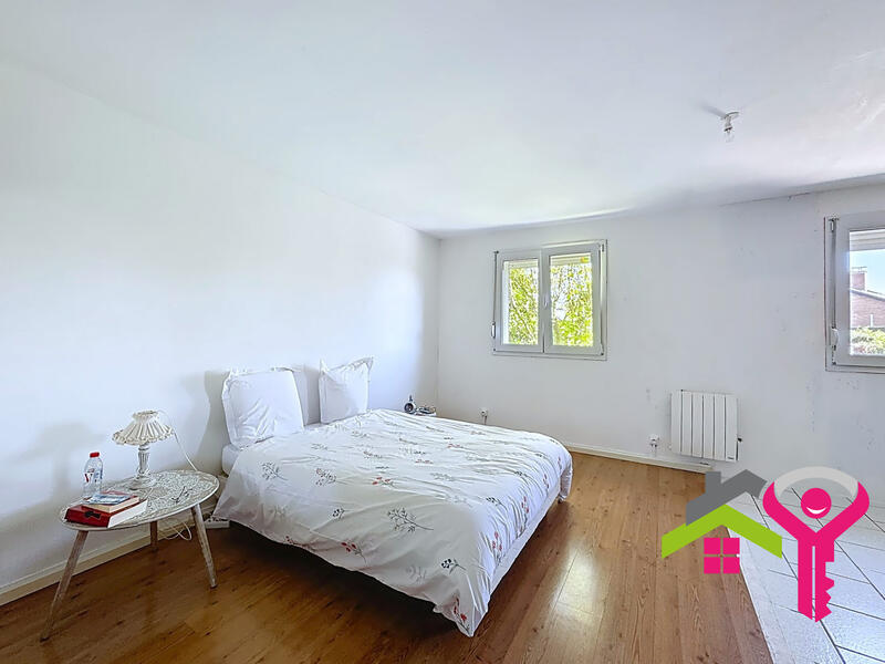 Maison - 159 m² - 6 pièces