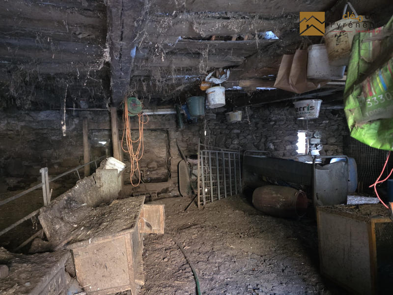 Maison ancienne - 120 m² - 1 pièce