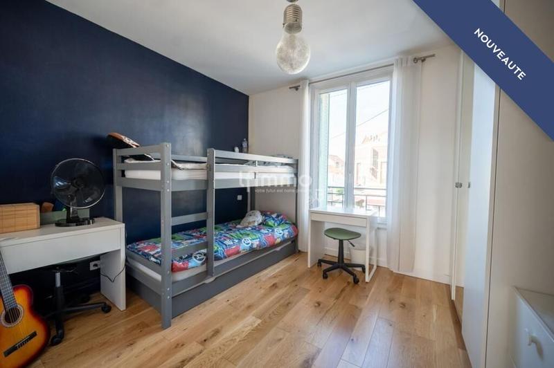 Maison d'architecte - 250 m² - 7 pièces