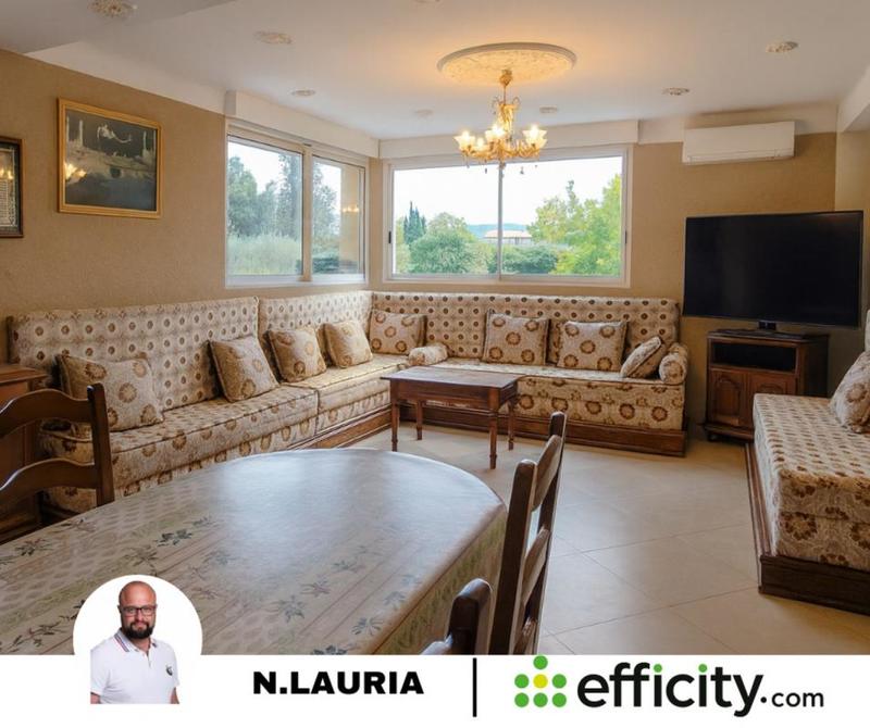 Maison - 215 m² - 6 pièces