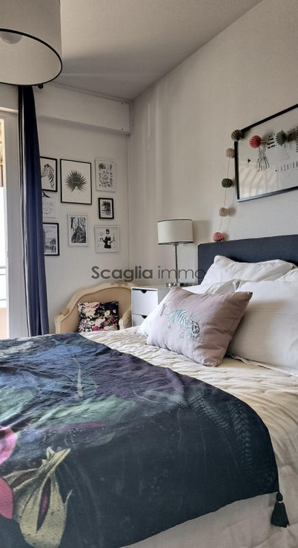 Appartement - 91 m² - 4 pièces