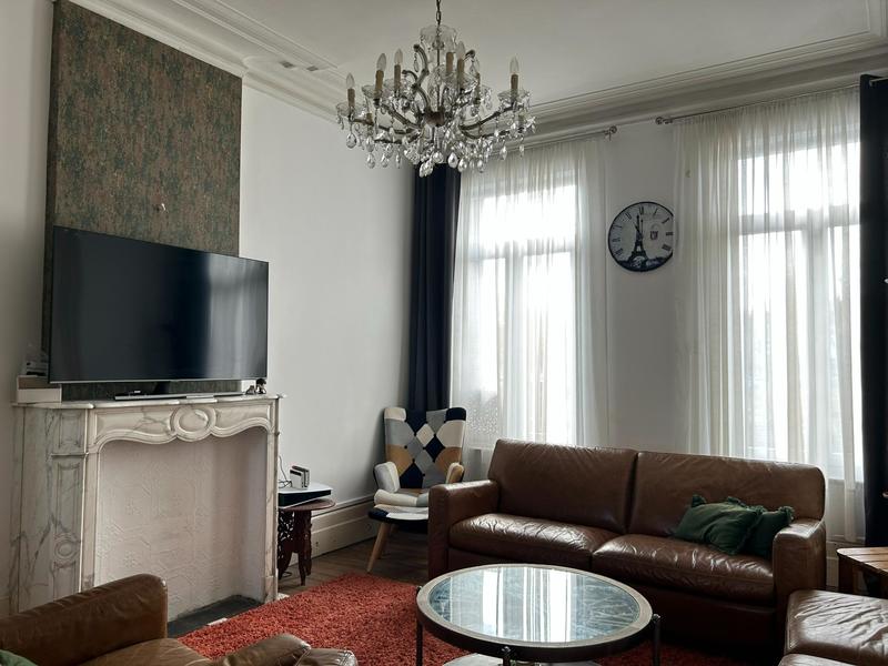 Maison de maîtres - 230 m² - 10 pièces