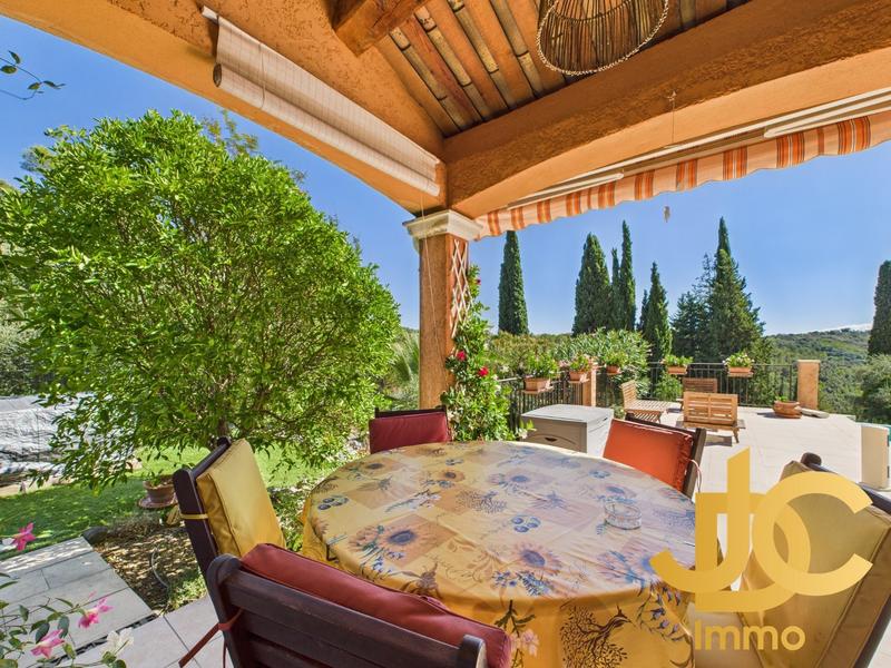 Maison - 129 m² - 5 pièces