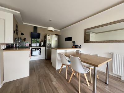 Appartement - 81 m² - 4 pièces