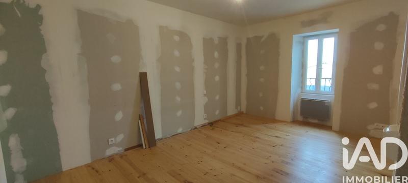 Maison - 200 m² - 7 pièces