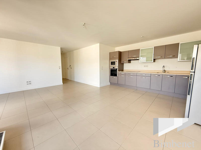 Appartement - 85 m² - 4 pièces