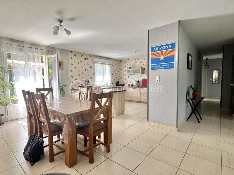 Pavillon - 130 m² - 7 pièces