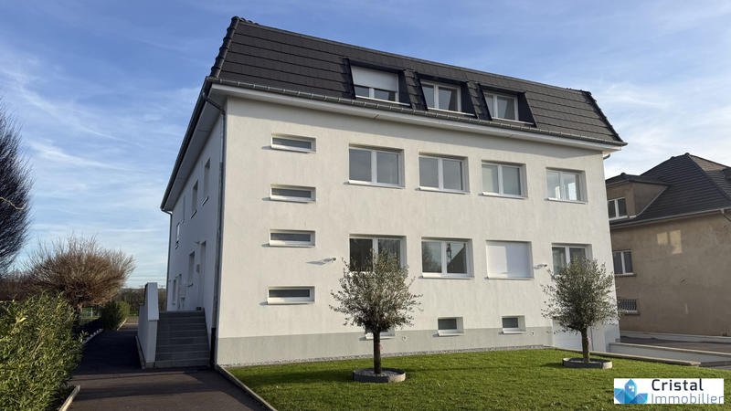 Appartement - 100 m² - 4 pièces