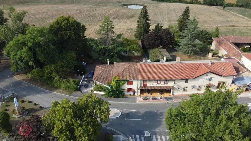 Propriété - 600 m² - 14 pièces