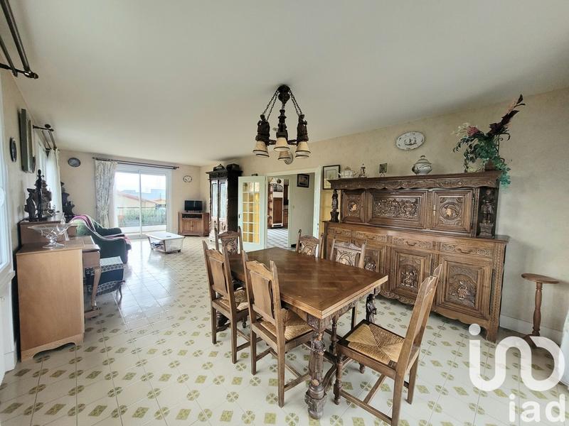 Maison - 190 m² - 8 pièces