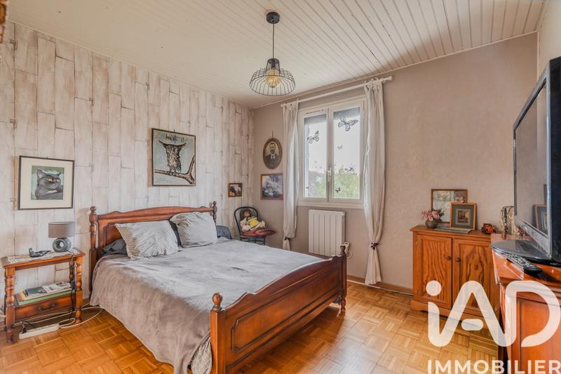 Maison - 99 m² - 5 pièces