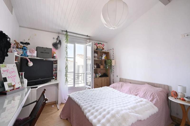 Maison de ville - 100 m² - 5 pièces