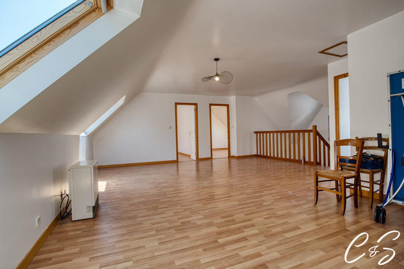 Maison - 146 m² - 5 pièces