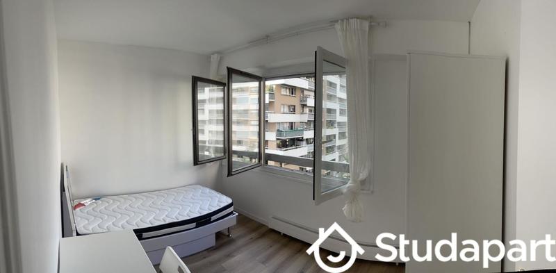 Chambre - 11 m² - 1 pièce