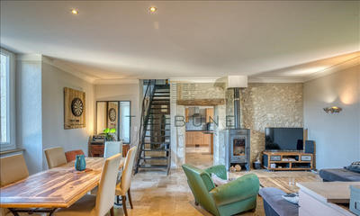 Maison - 185 m² - 6 pièces