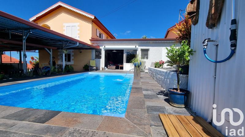 Maison - 242 m² - 6 pièces