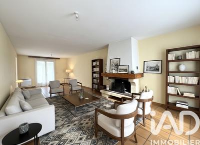 Maison - 156 m² - 7 pièces