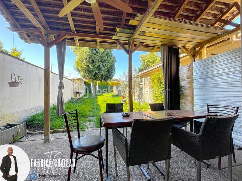 Maison - 160 m² - 8 pièces