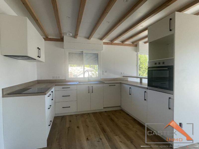 Maison - 102 m² - 4 pièces