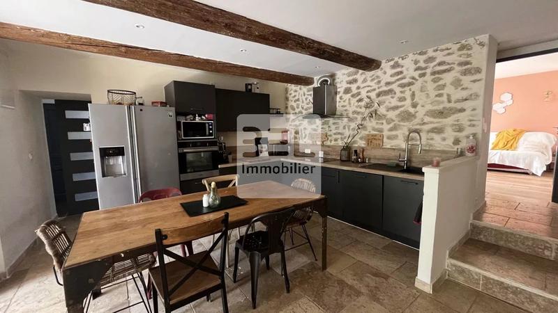 Corps de ferme - 212 m² - 11 pièces