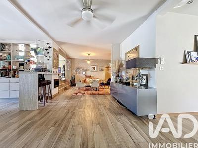 Maison - 185 m² - 6 pièces