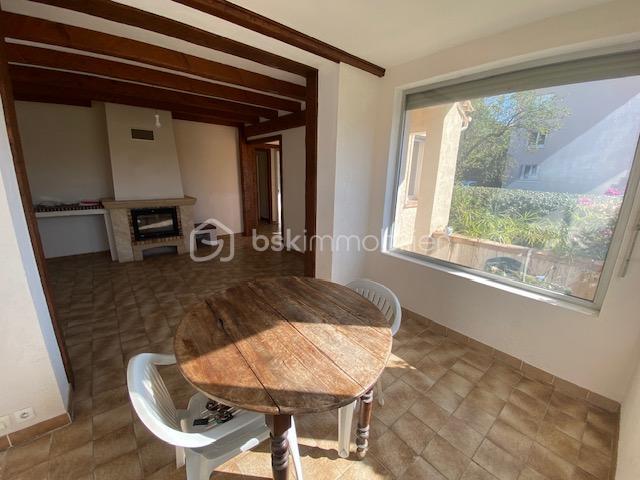 Maison - 88 m² - 3 pièces