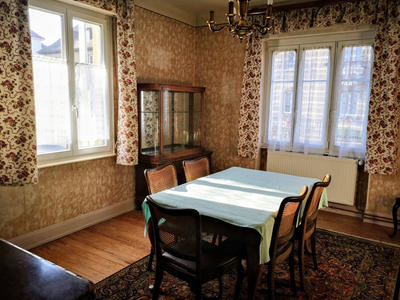 Appartement ancien - 99 m² - 4 pièces