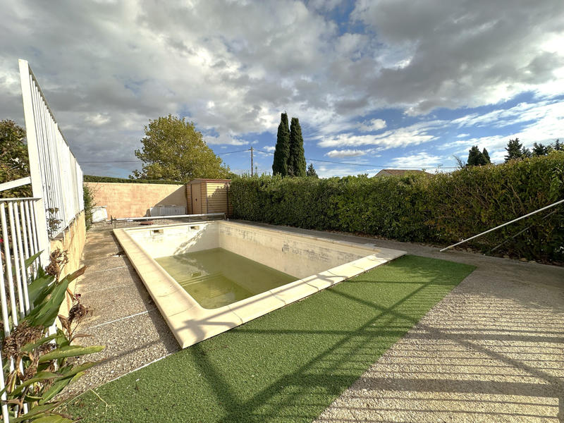 Villa - 100 m² - 5 pièces