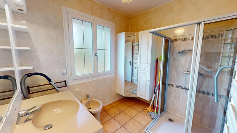 Maison - 151 m² - 6 pièces