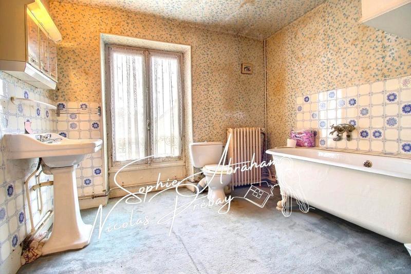 Maison - 183 m² - 7 pièces